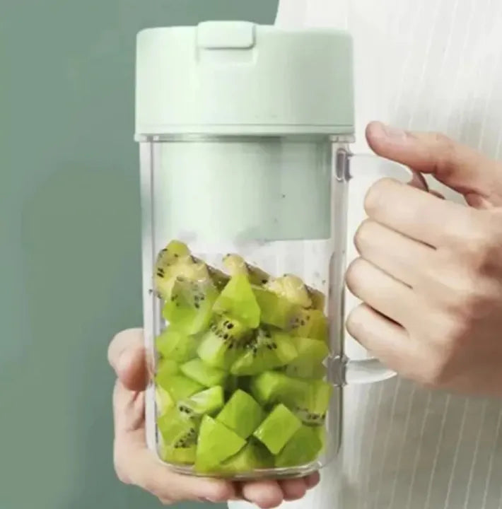 Professional Mini Juicer – Portable Blender & Smoothie Maker with Built-In Straw for Home, Travel & Outdoor Use